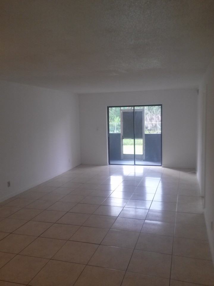 2111 NW 55th Ave - Photo 3 of 5