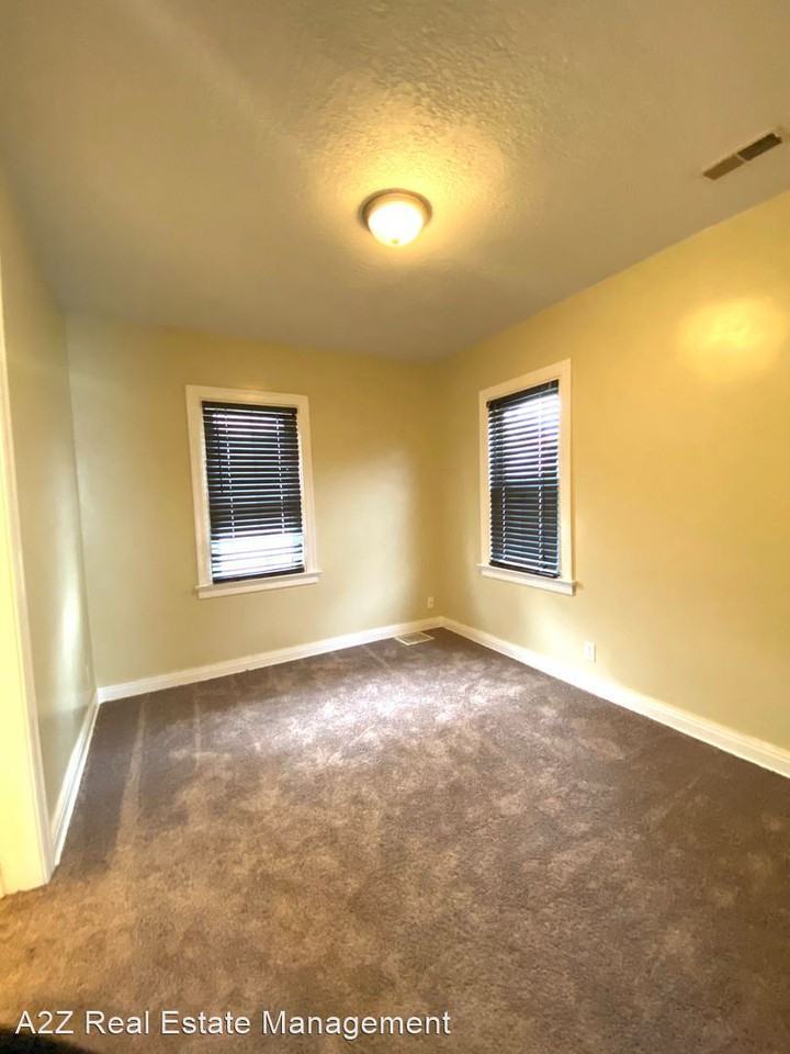 623 S Elsie Ave - Photo 3 of 12