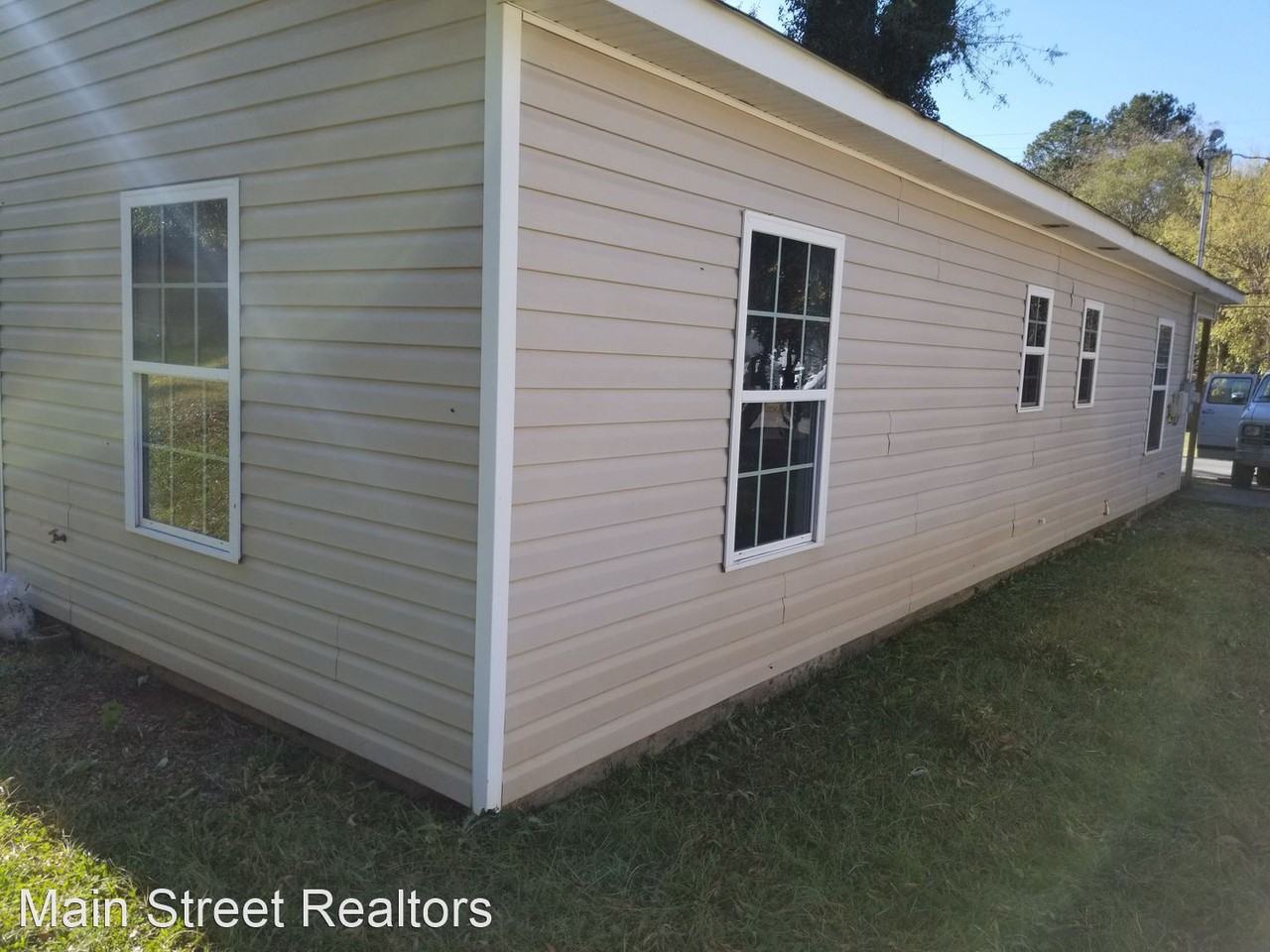 793 Georgia Ave - Photo 3 of 16