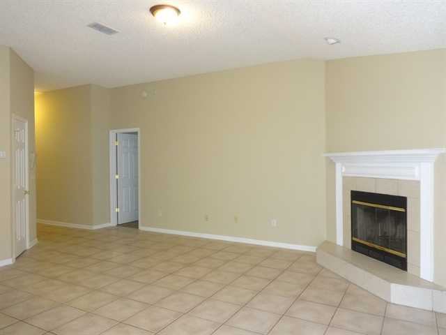4410 Hanging Moss Dr - Photo 2 of 14