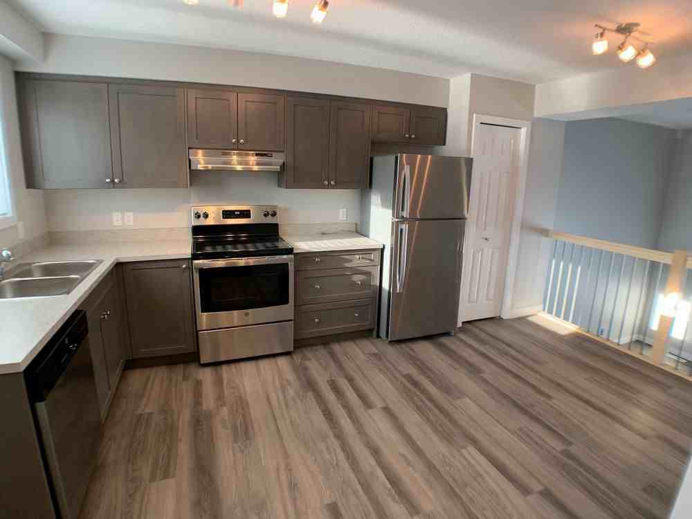 120 Applewood Dr - Photo 2 of 20