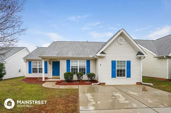 3915 Bluestem Dr - Photo 2 of 17