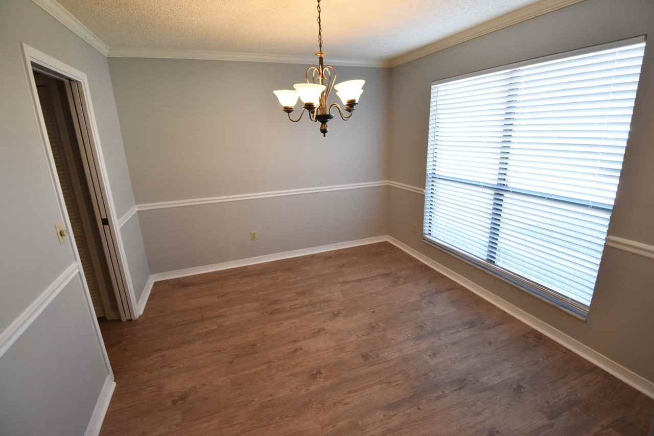 9138 Latimer Rd W - Photo 2 of 15