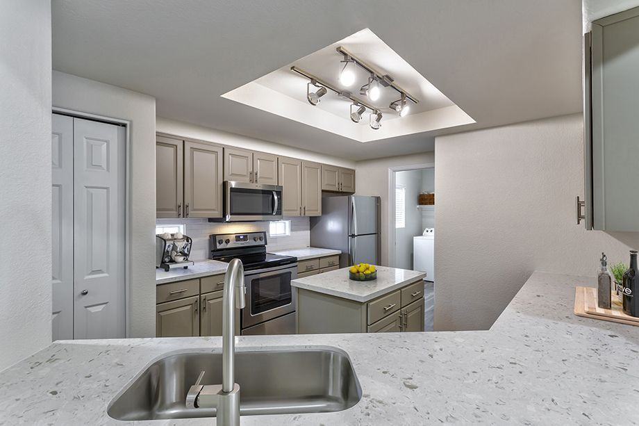 Camden Legacy - Photo 5 of 37