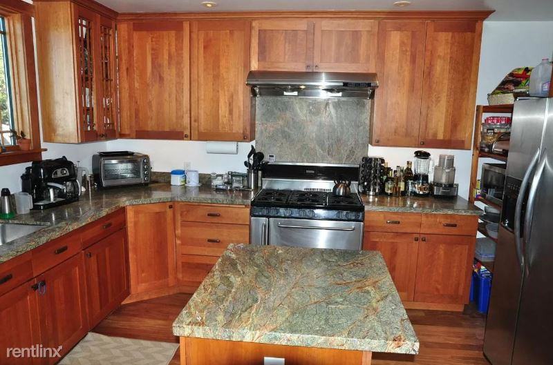 811 Shattuck Ave - Photo 3 of 22