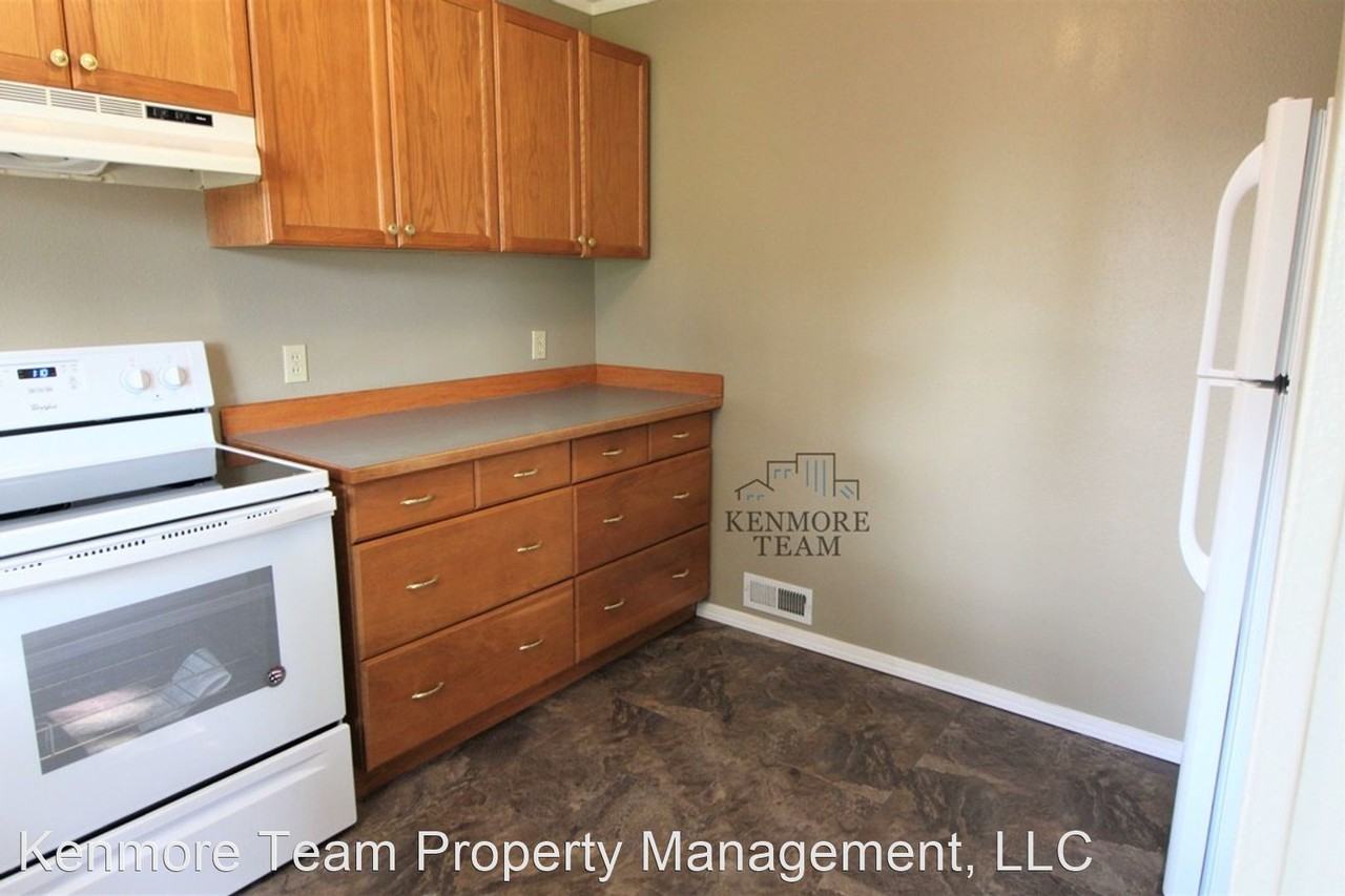 511 Endress St - Photo 2 of 11