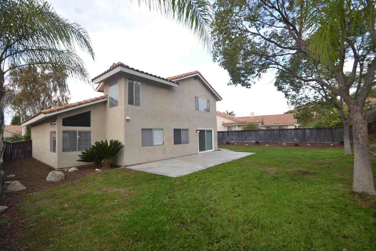 13026 August Cir - Photo 2 of 10