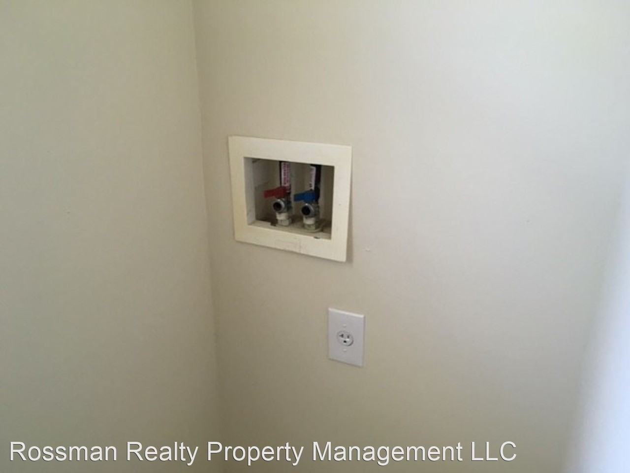 5232/5234 Centennial Blvd - Photo 2 of 8