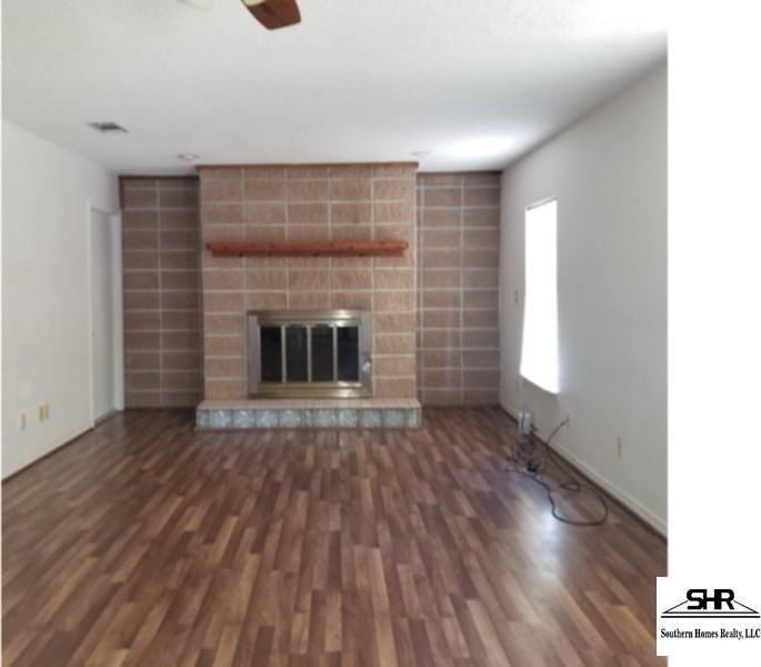 648 Deedra Ave - Photo 2 of 6