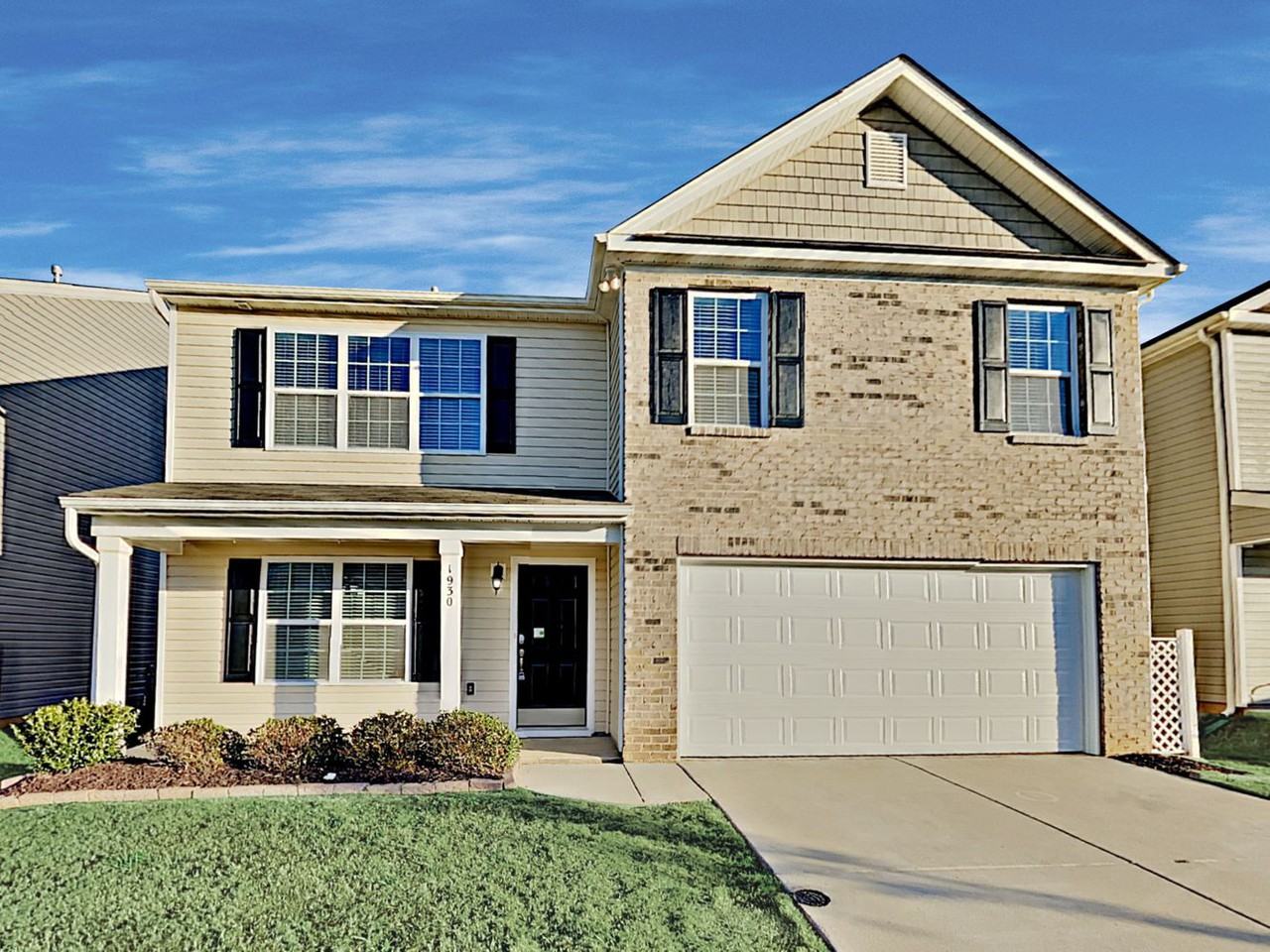 1930 Eastway Dr