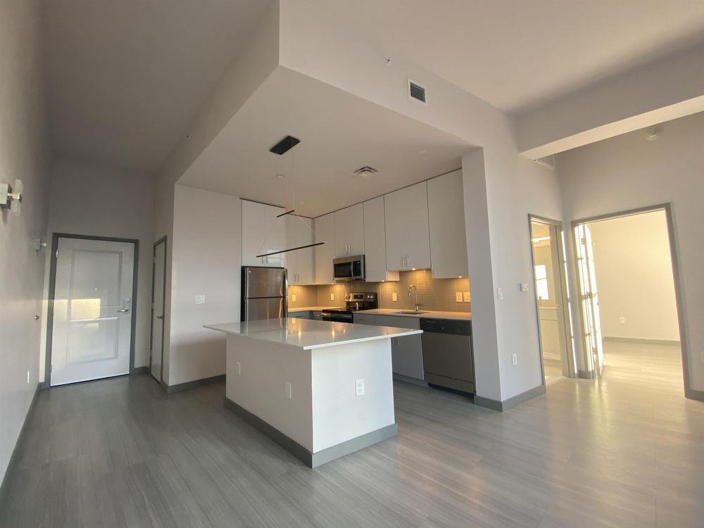 126 126 East 6th Street - 702