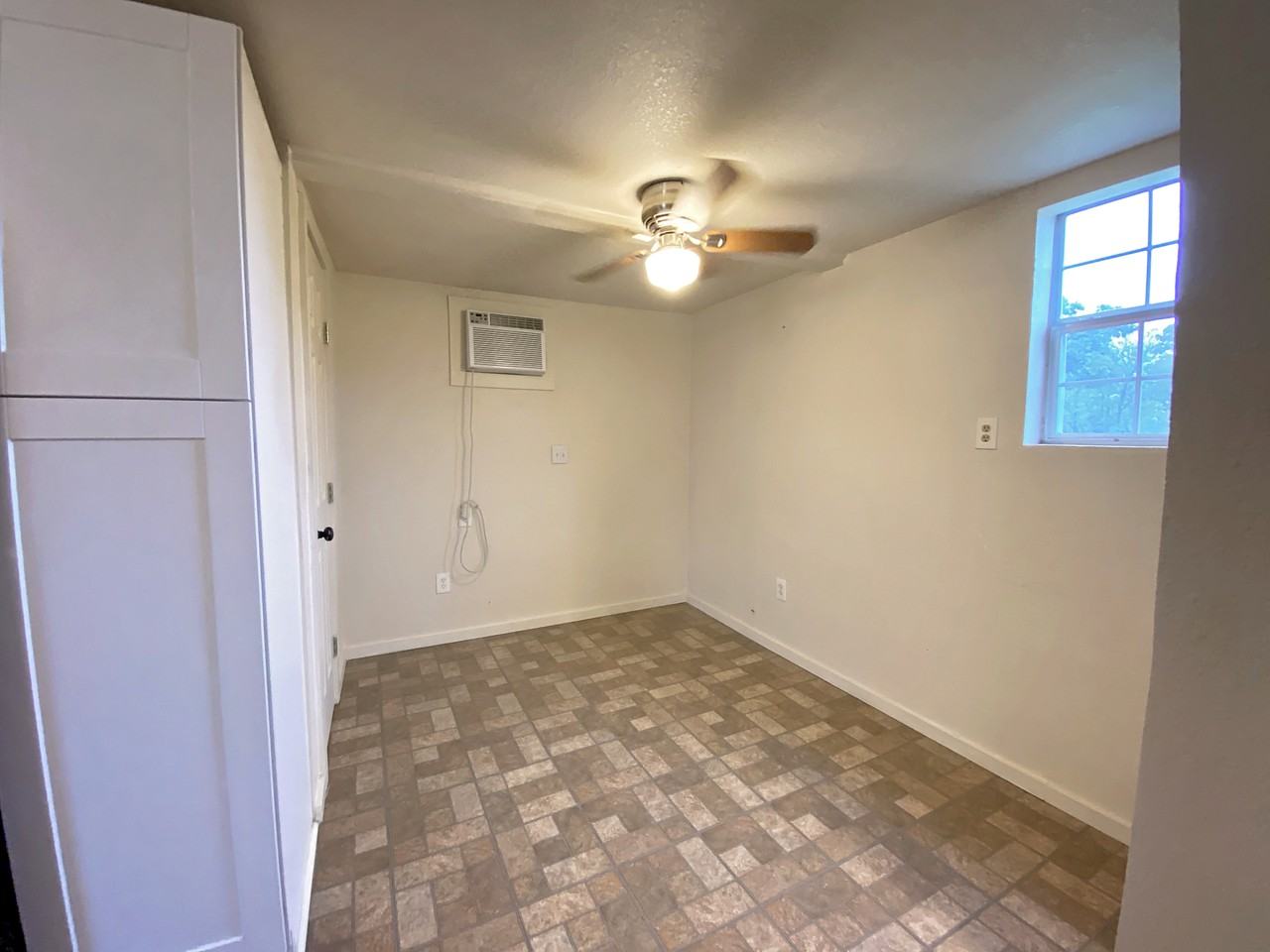 10606 County Road 1020 - Photo 3 of 11