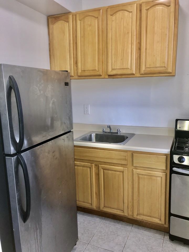 286 South 2nd Street #1F - Photo 3 of 12