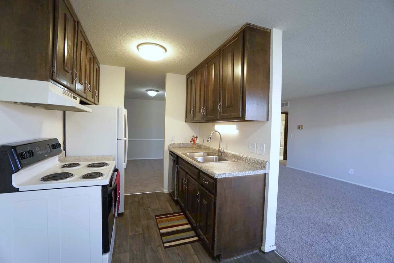 Charlton Park - Photo 4 of 50