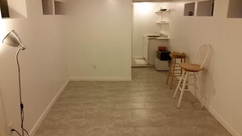 69 Sunnyside Ave - Photo 3 of 6