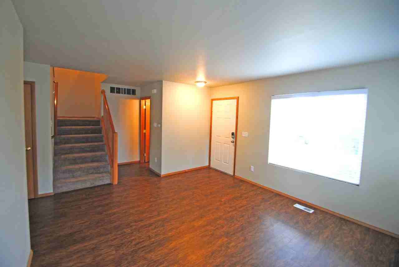 5801 72nd Ave W - Photo 2 of 12