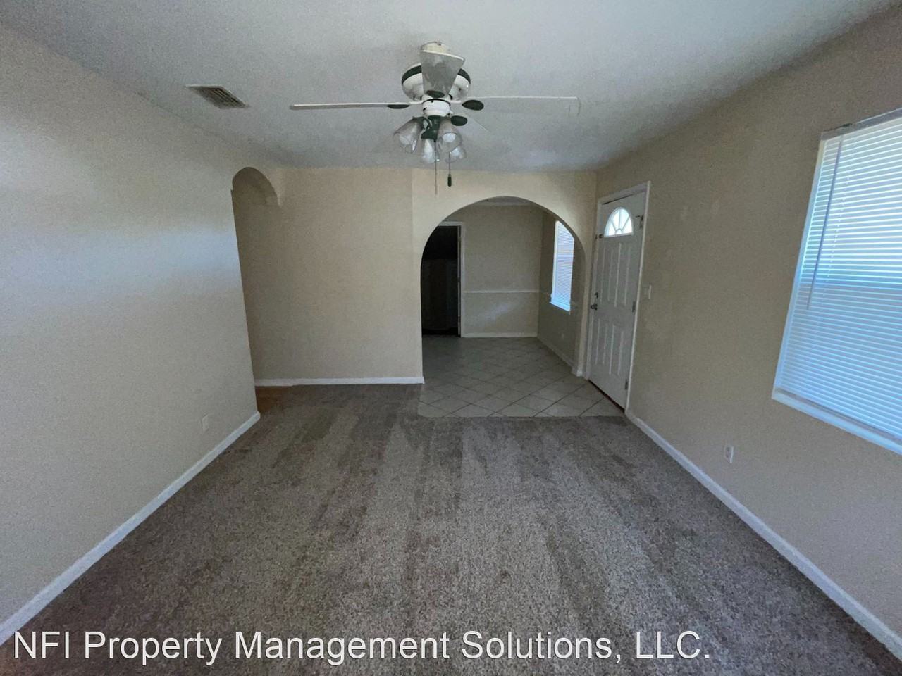 801 Lakewood Rd - Photo 3 of 15