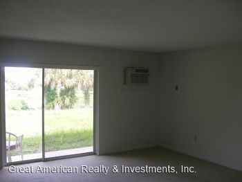 Golf Harbor Path, 104 S. - Photo 2 of 4