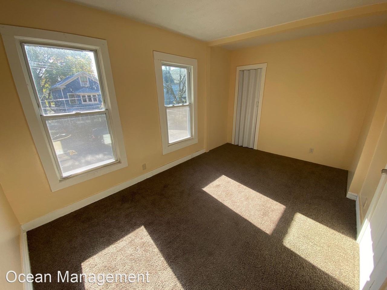 27 Lilac St - Photo 2 of 14