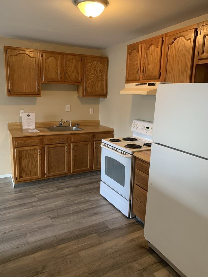 East Cherry Street 560 - Photo 2 of 13