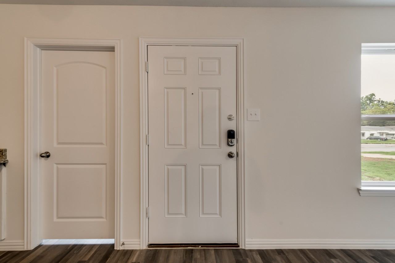 2627 Elsie Faye Heggins St - Photo 2 of 13