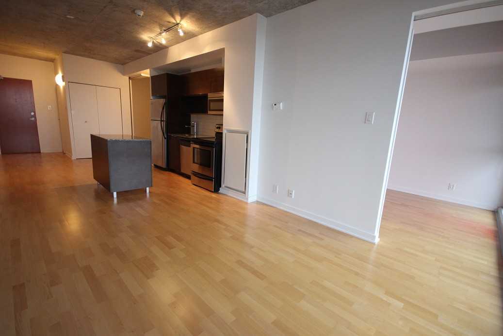 324 Laurier Ave W - Photo 2 of 9