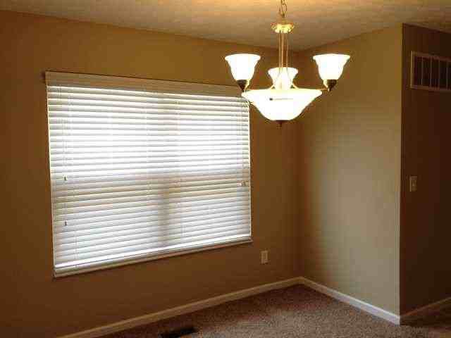 937 Delhi Dr - Photo 3 of 10