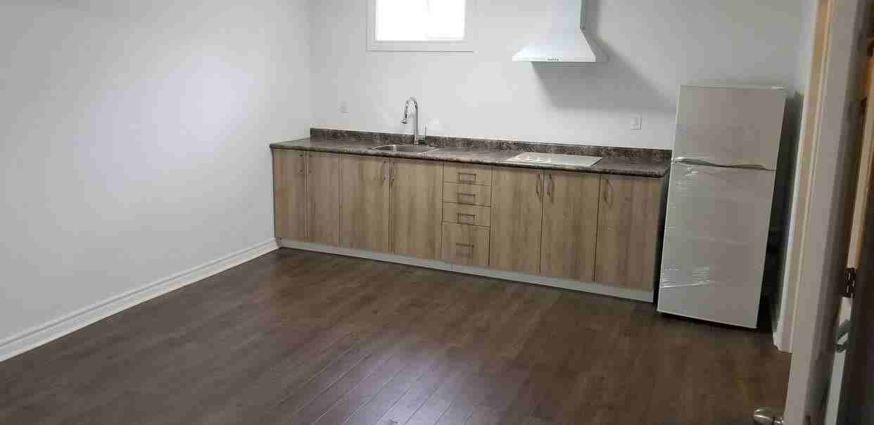 50 Guestville Avenue