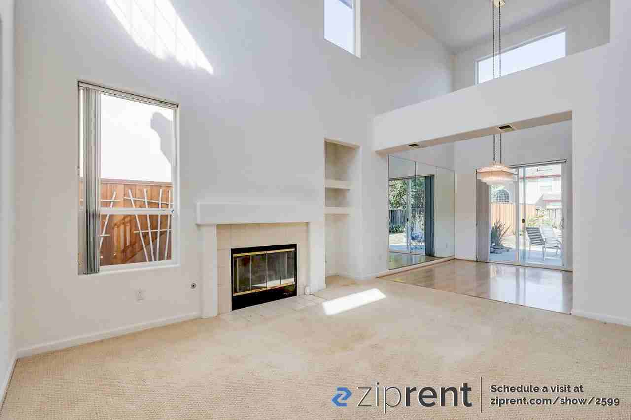 1734 Great Island St - Photo 3 of 19