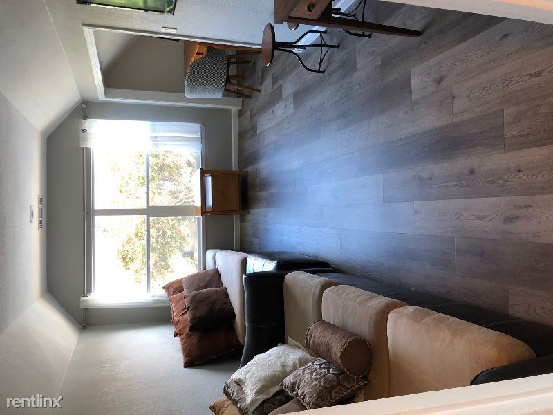 921 Palm St #B - Photo 3 of 12