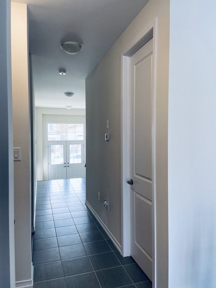 7745 Tupelo Crescent - Photo 2 of 20