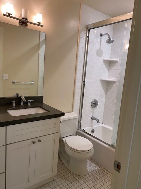 230 11th Street #B1 - Photo 4 of 17