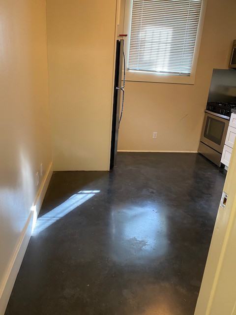 230 11th Street #B1 - Photo 3 of 17