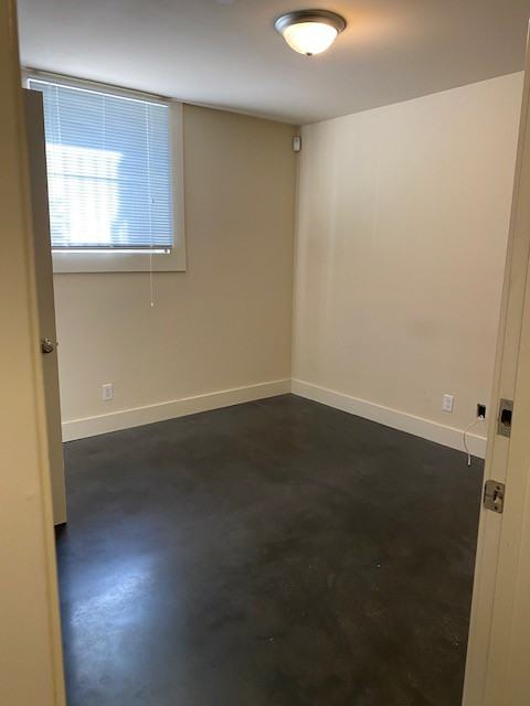 230 11th Street #B1 - Photo 7 of 17