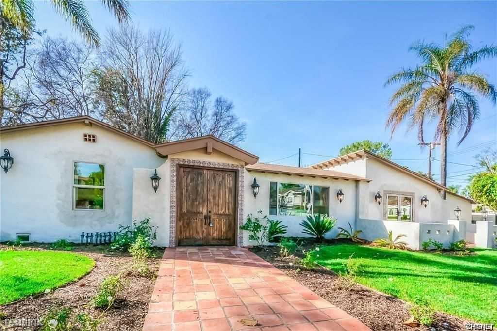 4555 Mariota Ave - Photo 2 of 12