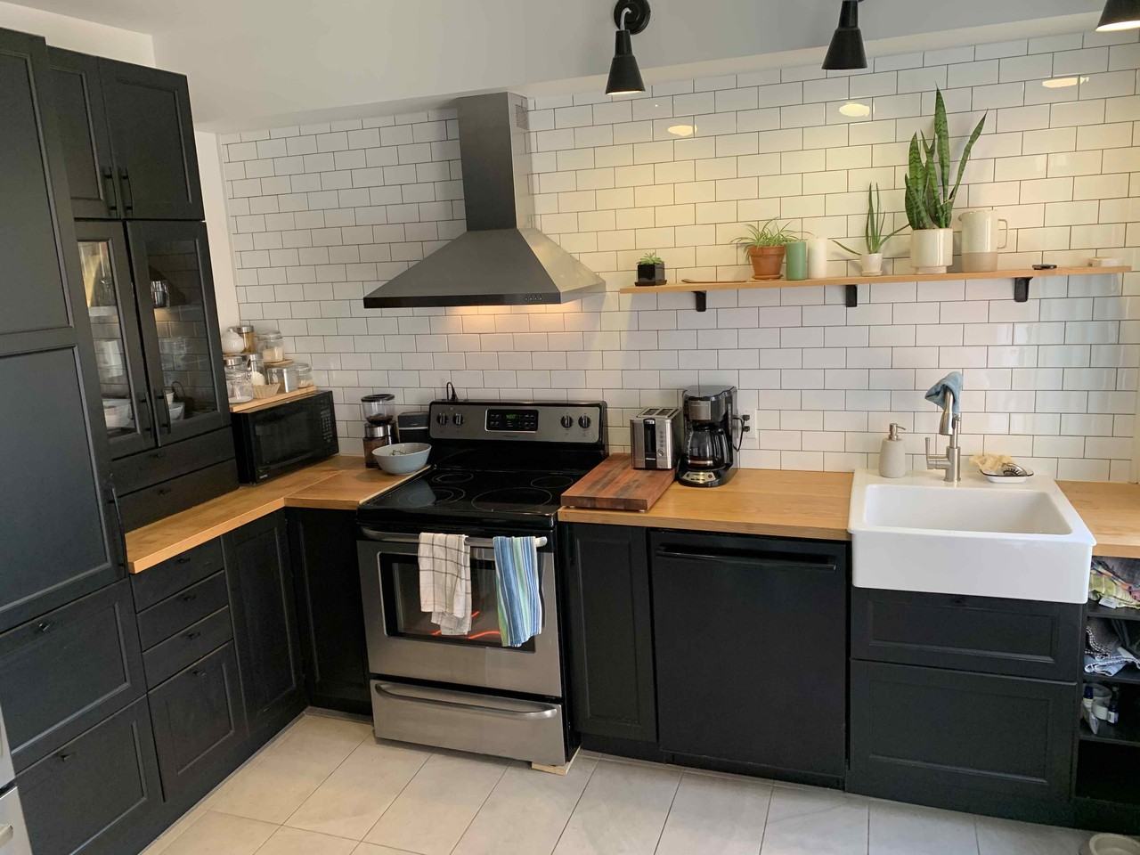 4448 Rue Parthenais - Photo 2 of 19