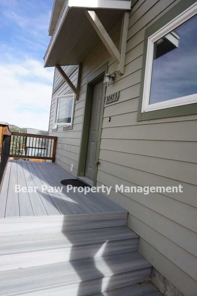 30473 Hilltop Dr - Photo 2 of 10