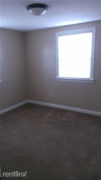 212B N Harding Ave - Photo 2 of 7