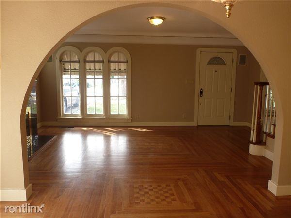 180 N 31st St - Photo 3 of 10