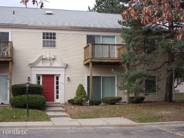 910 Chestnut Hill Dr - Photo 3 of 5