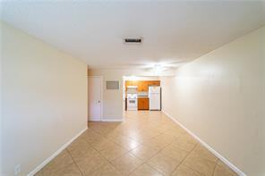 4109 Riverside Drive #d - Photo 2 of 20