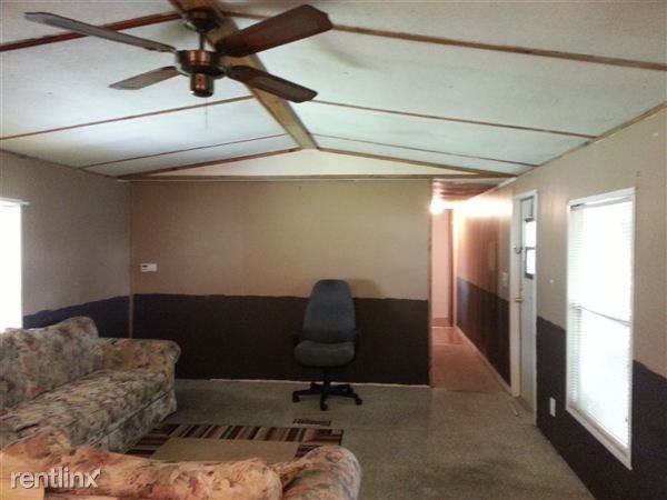 36107 Begonia Ave - Photo 3 of 8