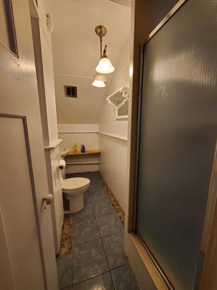 178 Spadina Road - Photo 11