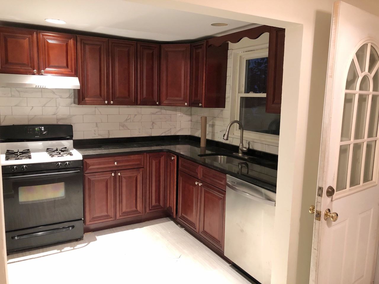 32 Keyes Street - Photo 2 of 23