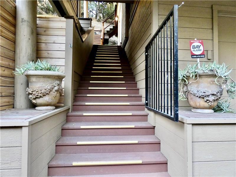 7765 Claremont Ave - Photo 2 of 35