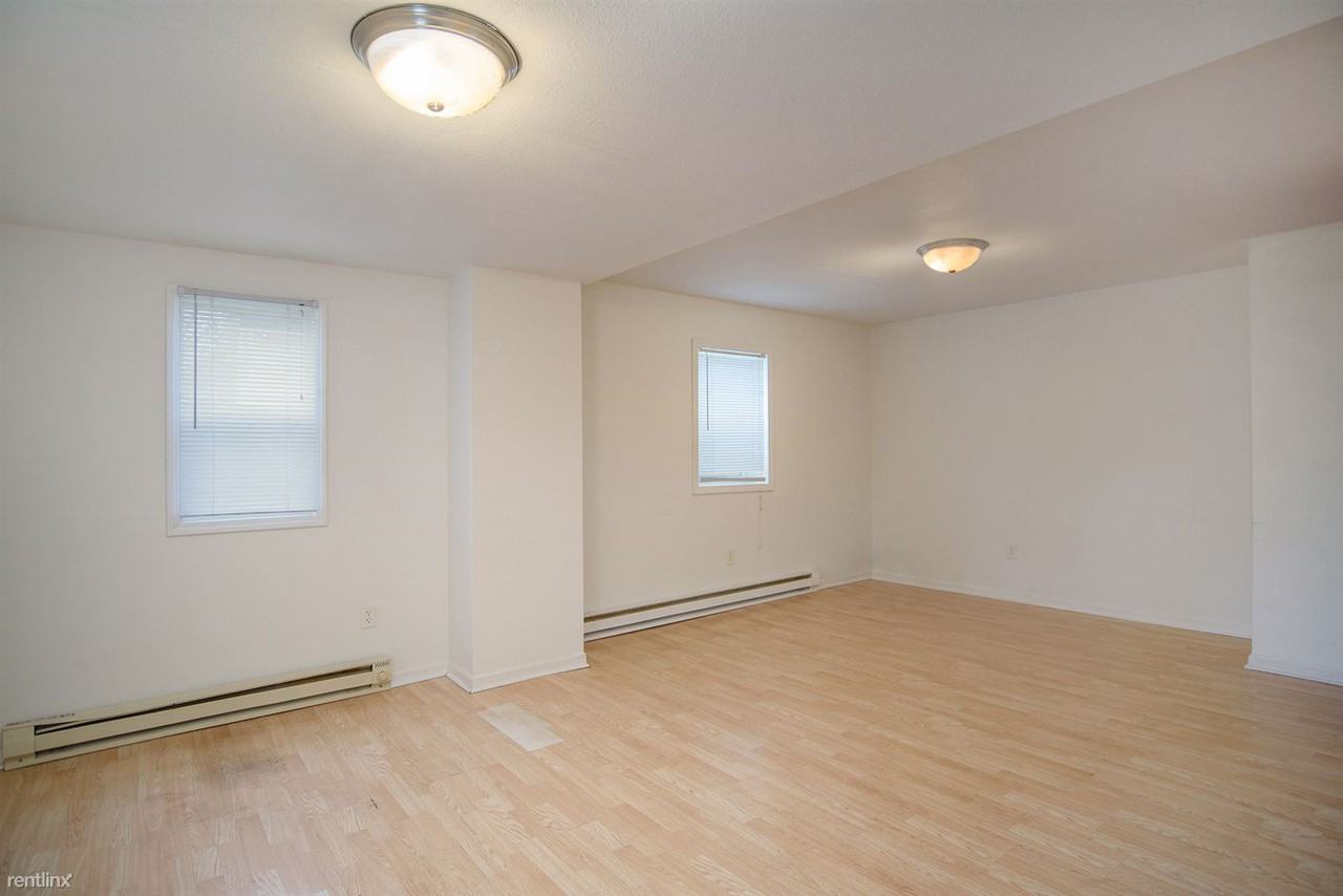 28 W South St - Photo 3 of 18