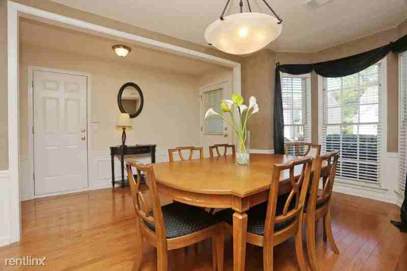 9925 Barston Ct - Photo 3 of 43