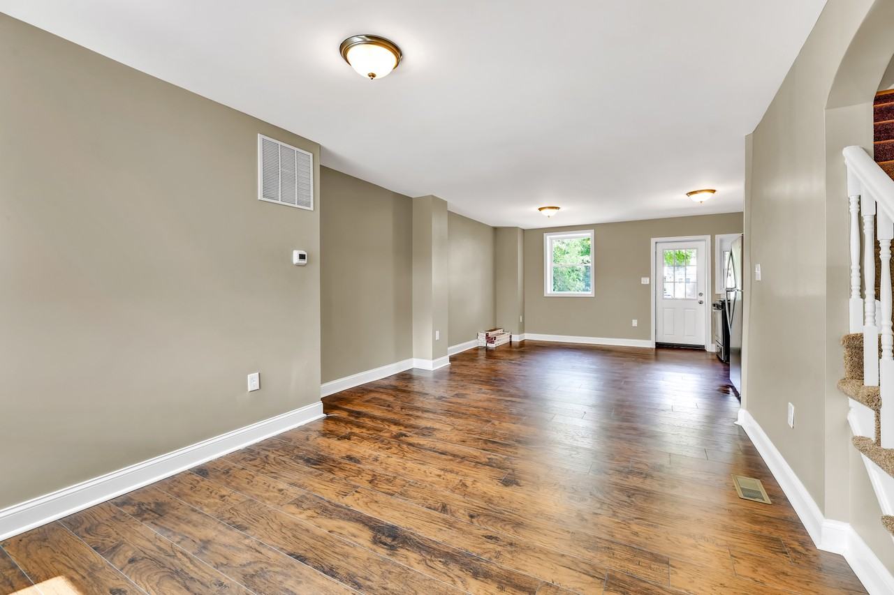 614 E Jeffrey St - Photo 3 of 29