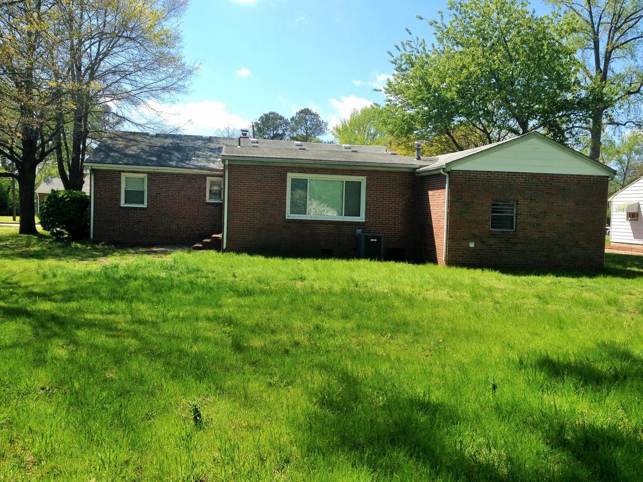 937 Florida Ave - Photo 4 of 12