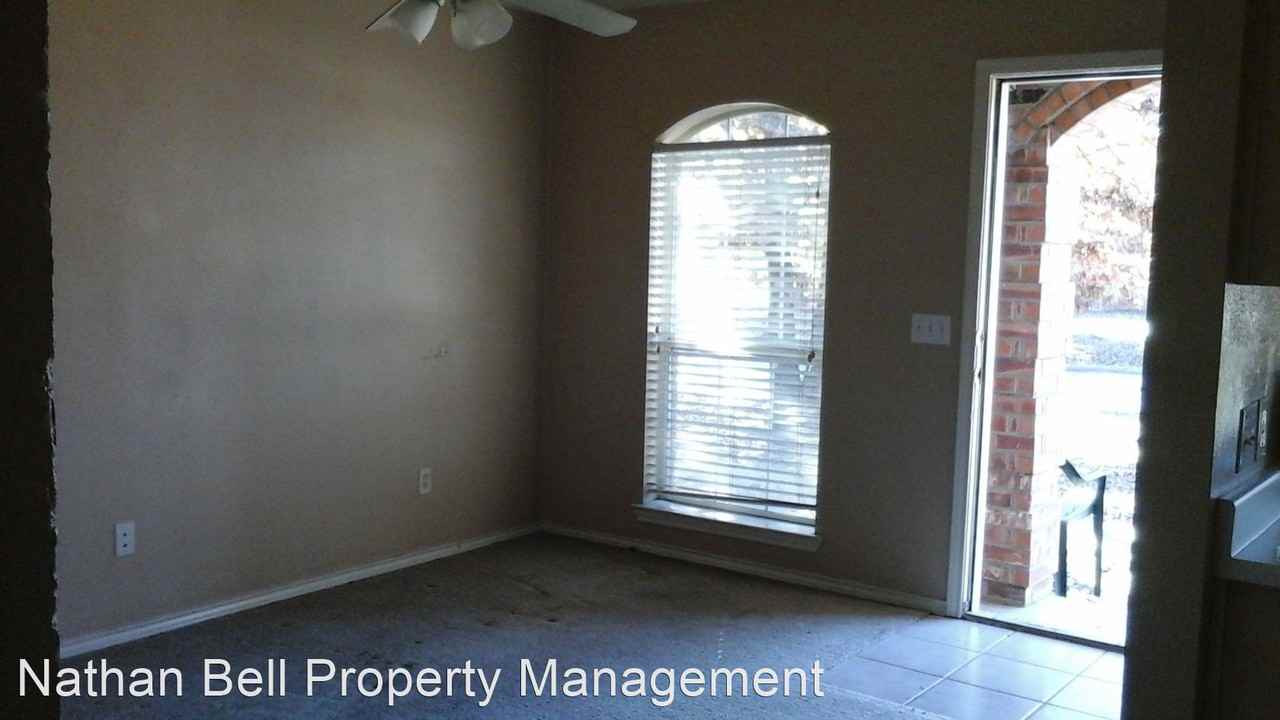 526 Kirkland Ln - Photo 2 of 7